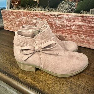 Toddler girl Pink Suede Ankle Boots